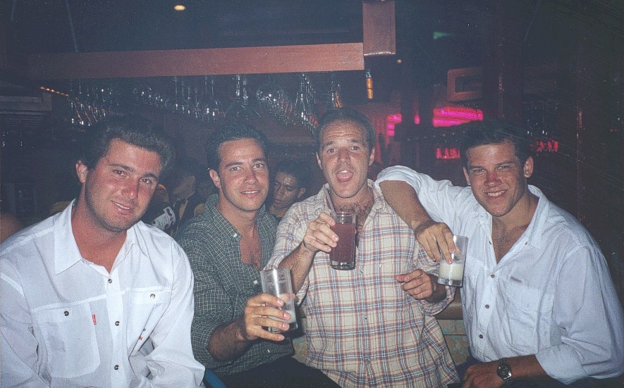 Bruno, Javier, Diego y John